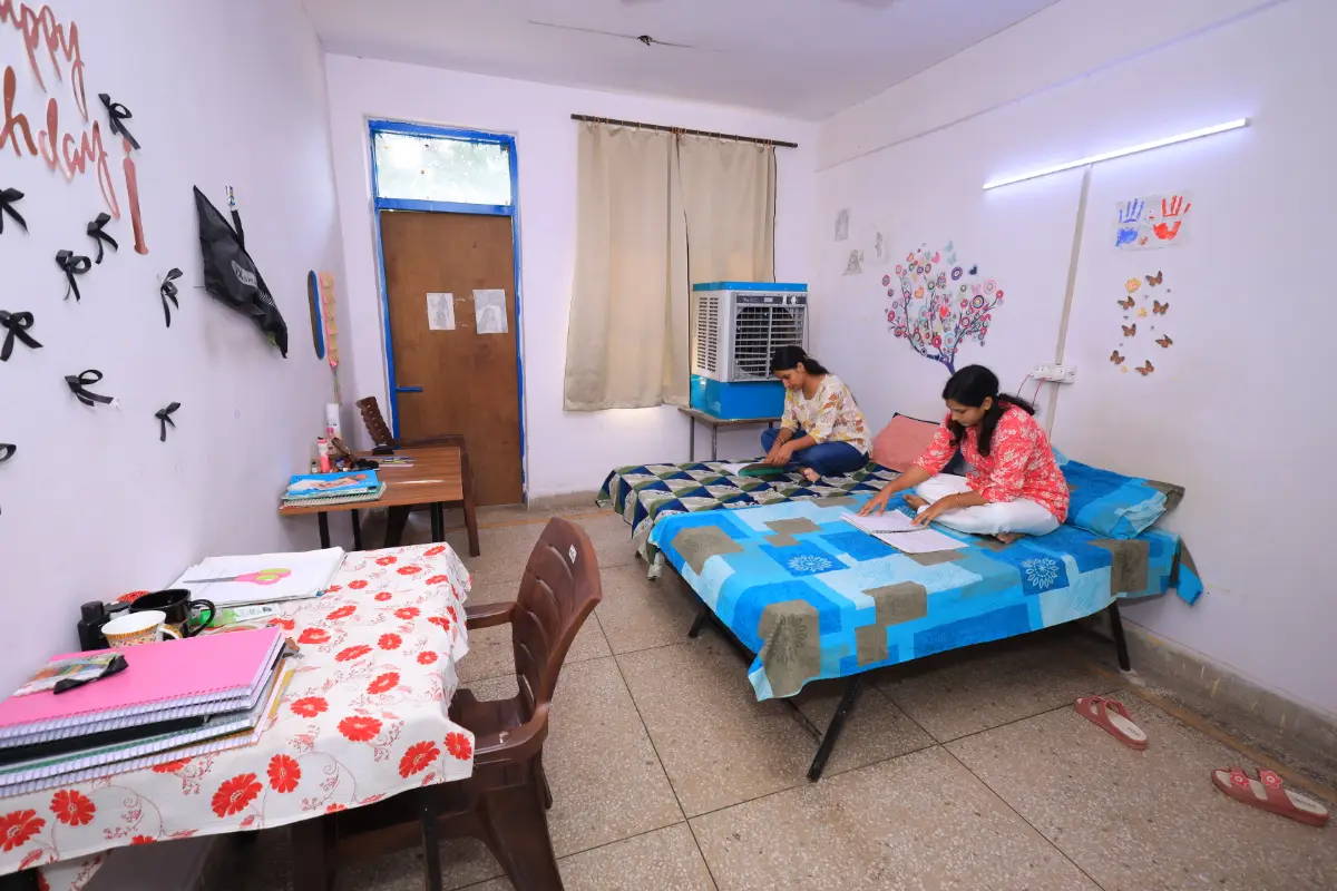 Hostel Images