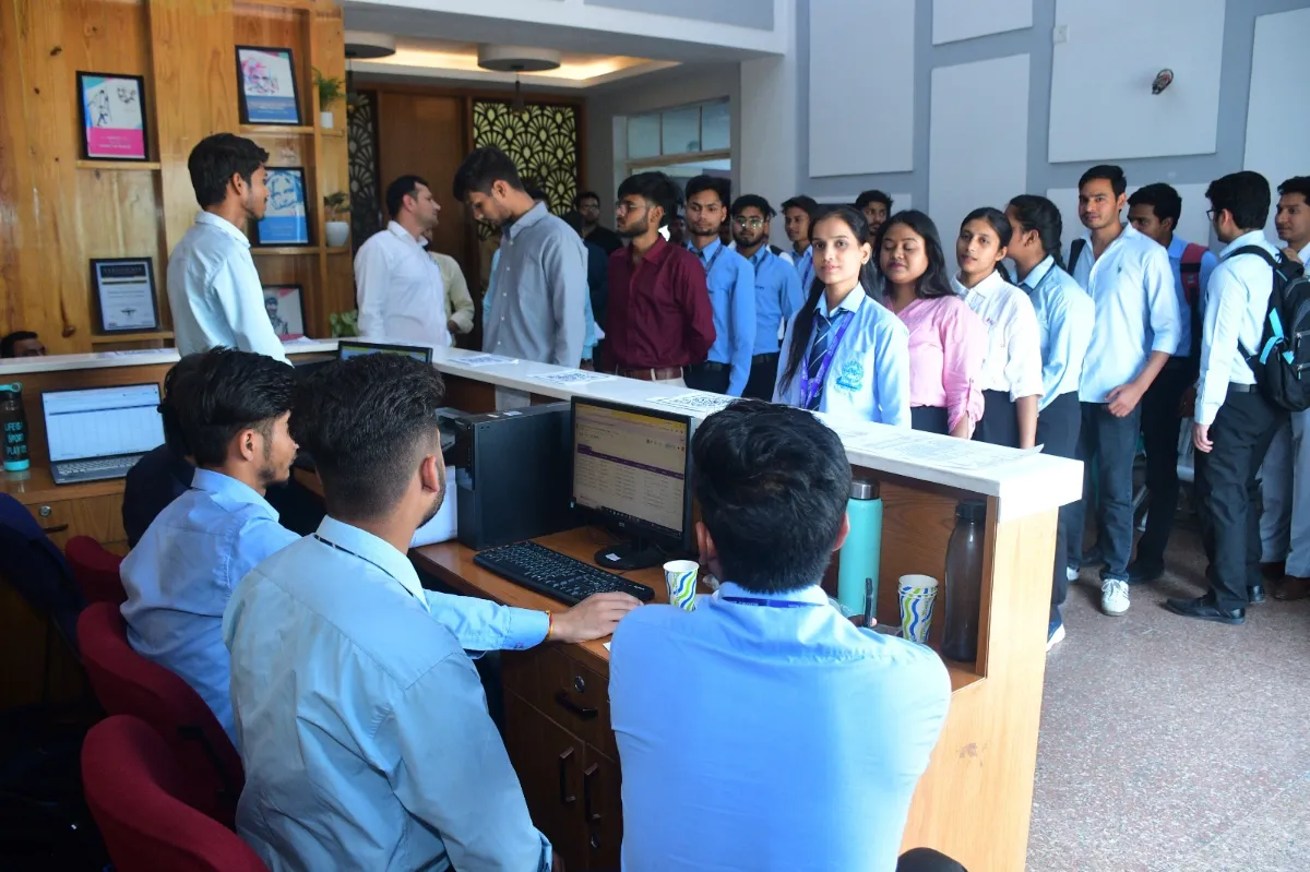 Job Fair Gallery Image